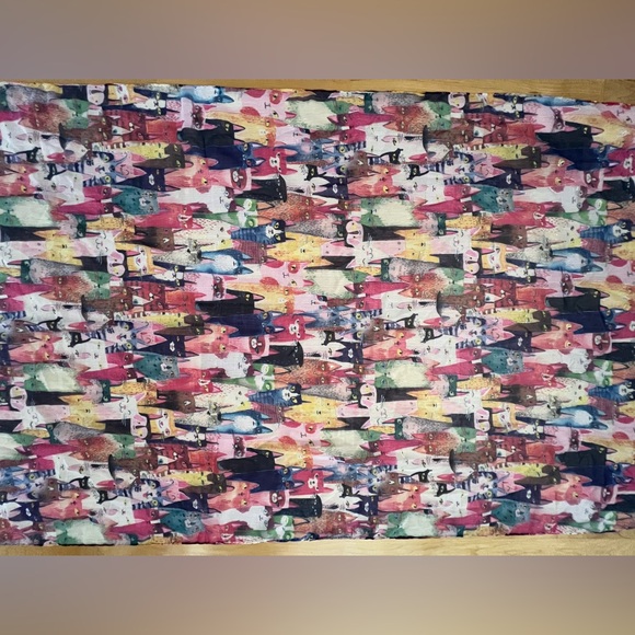 🐈‍⬛🌟Fantastic Cats Ensemble Scarf Oulined in Metallic Gold | 29”W x 70”L - Picture 7 of 17
